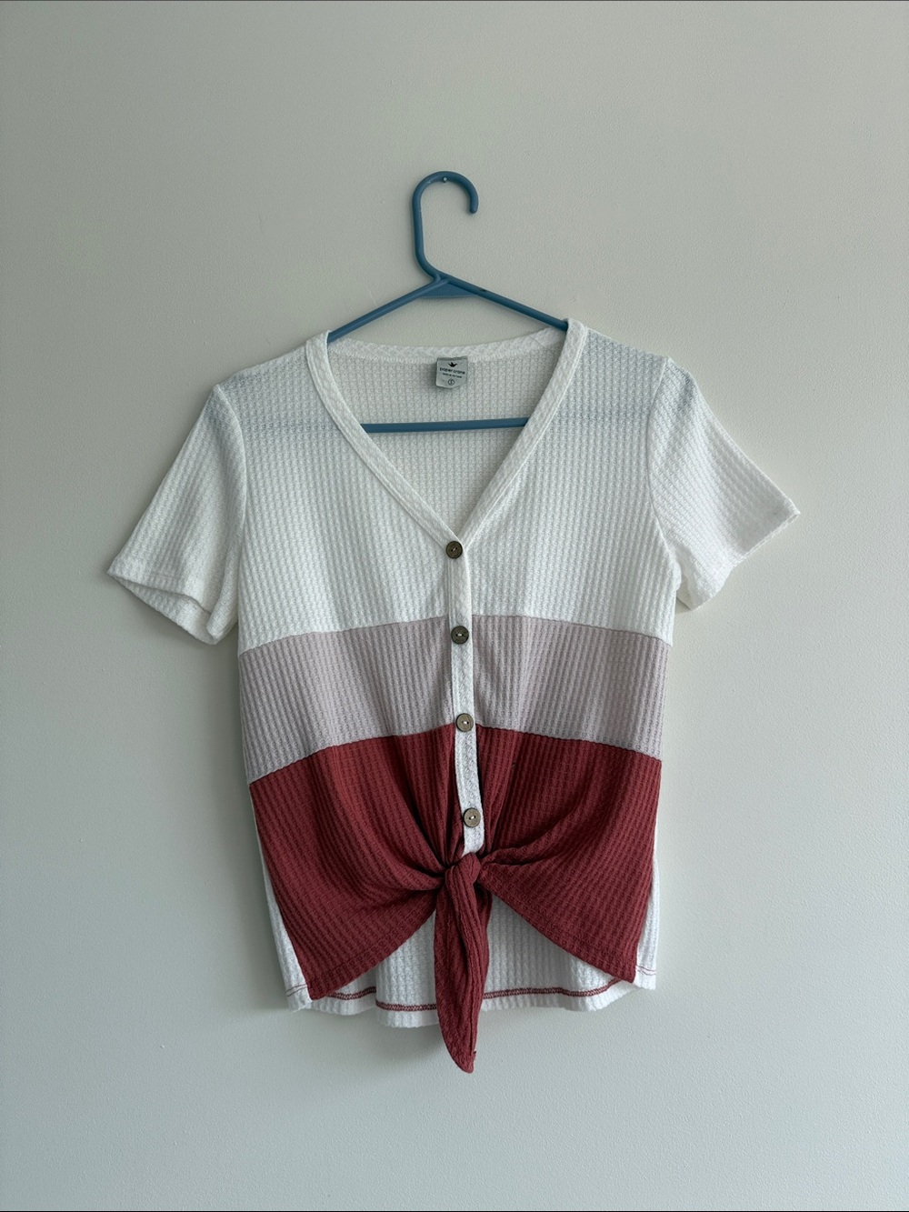 T.J.Maxx White Taupe & Brick Red Colorblock Tie-Front Short Sleeve Top